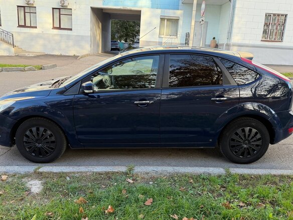 2011 Ford Focus II Рестайлинг, синий, 399000 рублей - вид 2