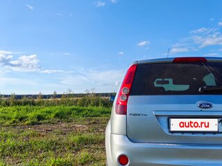 2006 Ford Fiesta Mk5, серебристый, 400000 рублей, вид 5