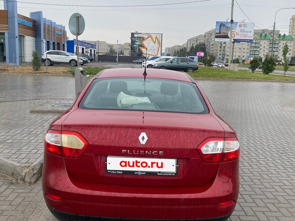 2012 Renault Fluence I, красный, 550000 рублей - вид 2