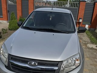 2015 Lada (ВАЗ) Granta I, серебристый, 400000 рублей, вид 3