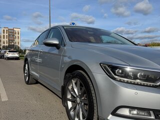2016 Volkswagen Passat B8, серебристый, 2000000 рублей, вид 3