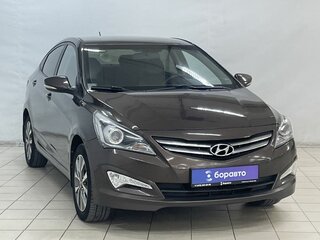 2015 Hyundai Solaris I Рестайлинг, коричневый, 959000 рублей, вид 2