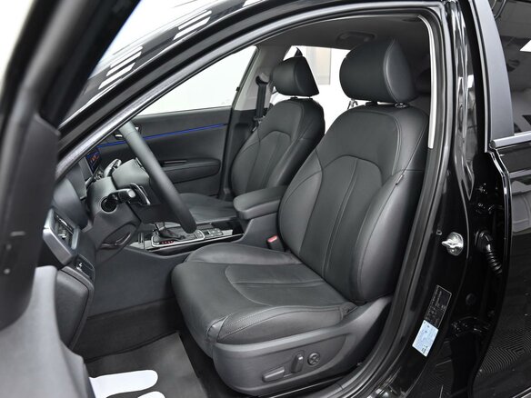2018 Kia Optima IV Рестайлинг, чёрный, 1625000 рублей - вид 11