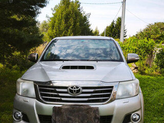 2014 Toyota Hilux VII Рестайлинг, серебристый, 1700000 рублей, вид 4