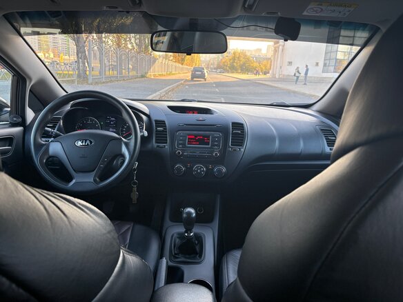 2013 Kia Cerato III, бежевый, 900000 рублей - вид 14