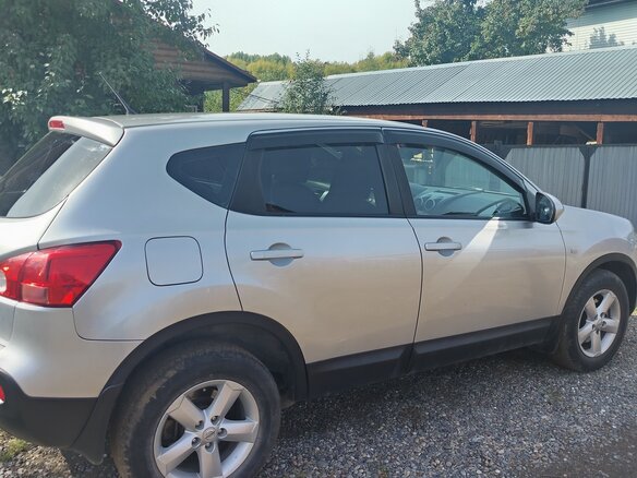 2007 Nissan Qashqai I, серебристый, 850000 рублей - вид 2