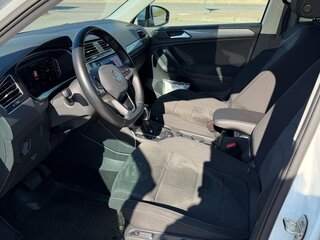 2020 Volkswagen Tiguan II Рестайлинг, белый, 3200000 рублей, вид 5