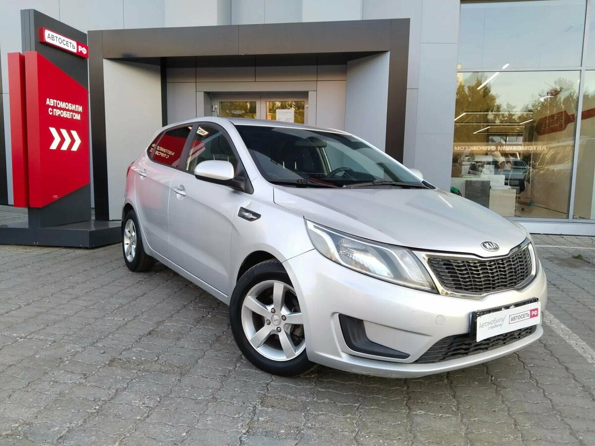 Открыть фотографии: Kia Rio III