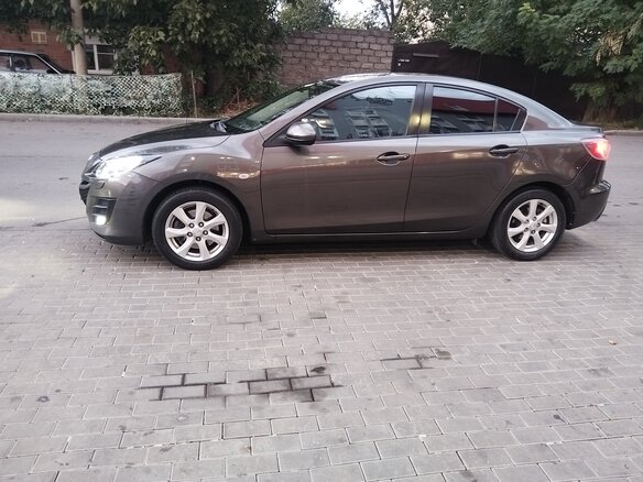 2009 Mazda 3 II (BL), серый, 830000 рублей