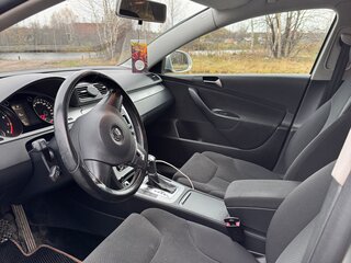 2010 Volkswagen Passat B6, серый, 750000 рублей, вид 4