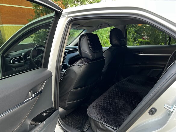2018 Toyota Camry VIII (XV70), серебристый - вид 14