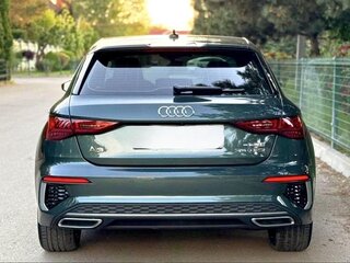 2023 Audi A3 Sportback 35 TFSI IV (8Y), зелёный, 2163000 рублей, вид 4