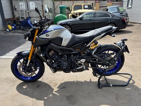 2018 Yamaha MT-09 (FZ-09), синий, 910000 рублей, вид 2