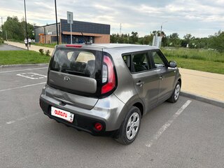 2018 Kia Soul II Рестайлинг, серебристый, 910000 рублей, вид 5