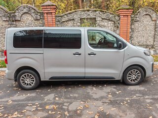 2020 Peugeot Traveller I, серебристый, 3350000 рублей, вид 5