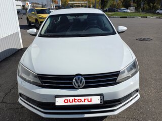 2015 Volkswagen Jetta VI Рестайлинг, белый, 740000 рублей, вид 3