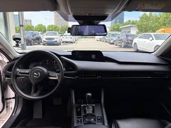 2022 Mazda 3 Axela IV (BP), белый - вид 5