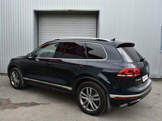 2016 Volkswagen Touareg II Рестайлинг, синий, 2449000 рублей, вид 3