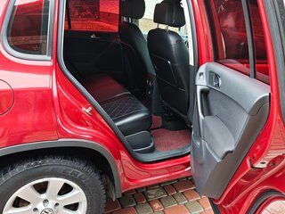 2013 Volkswagen Tiguan I Рестайлинг, красный, 1000000 рублей, вид 5