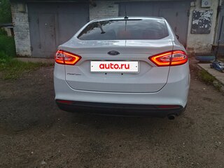 2013 Ford Fusion (North America) II, белый, 975000 рублей, вид 5