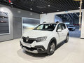 2020 Renault Sandero Stepway II Рестайлинг, белый, 668000 рублей