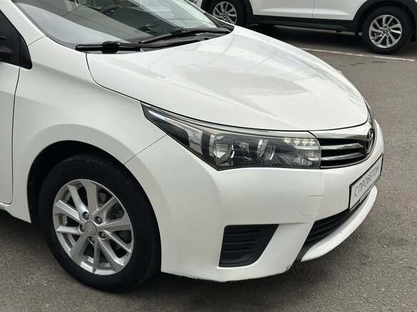 2013 Toyota Corolla XI (E160, E170, E180), белый - вид 6