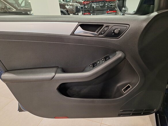 2012 Volkswagen Jetta VI, синий, 1150000 рублей - вид 19