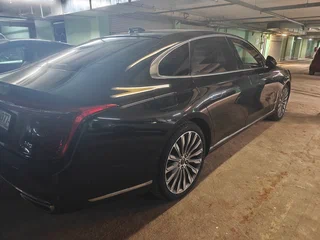 2023 Hongqi H9 I, чёрный, 3000000 рублей, вид 3