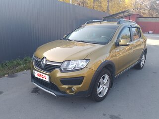 2017 Renault Sandero Stepway II, зелёный, 800000 рублей, вид 1