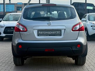 2012 Nissan Qashqai I Рестайлинг, серебристый, 1129990 рублей, вид 5