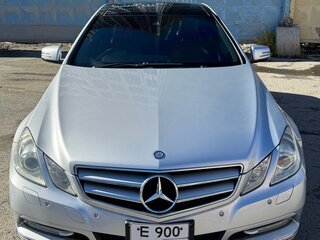 2011 Mercedes-Benz E-Класс 250 5G-Tronic IV (W212, S212, C207), серебристый, 1650000 рублей, вид 2