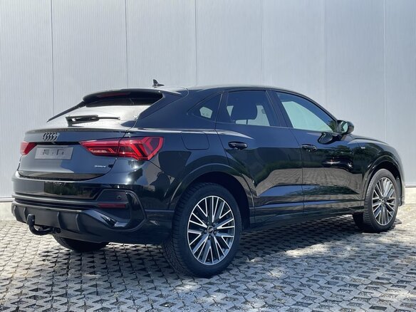 2026 Audi Q3 35 TFSI II (F3), чёрный - вид 3