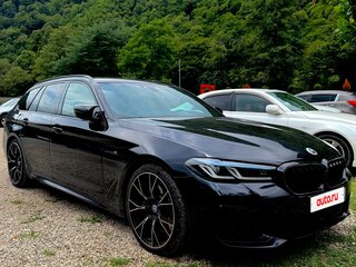 2020 BMW 5 серии 540d xDrive VII (G30/G31/G38) Рестайлинг, синий, 4350000 рублей, вид 5