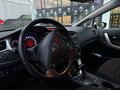 2017 Kia Ceed II Рестайлинг, белый, 1240000 рублей - вид 10