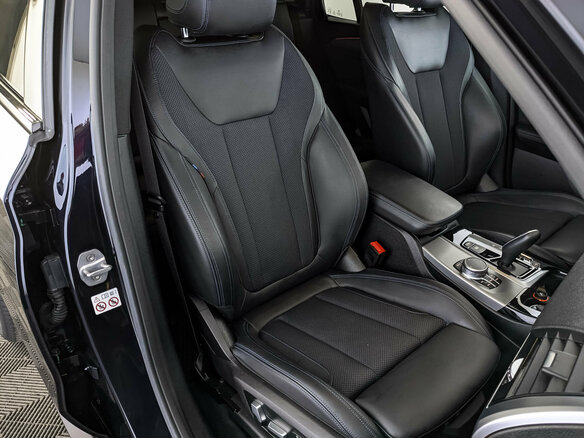 2018 BMW X3 30i xDrive III (G01), чёрный - вид 23