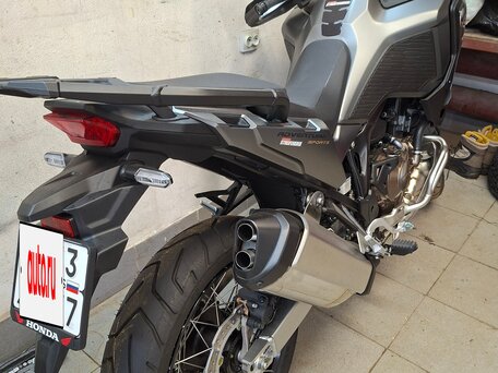 2024 Honda CRF 1100L Africa Twin, серый, 2500000 рублей, вид 3