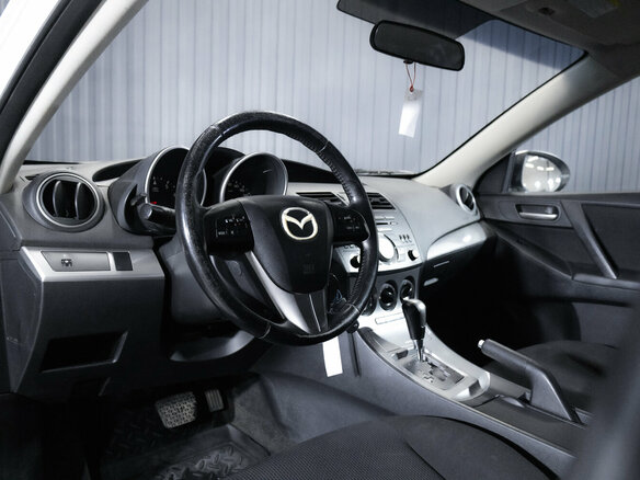 2012 Mazda 3 II (BL) Рестайлинг, белый, 990000 рублей - вид 11