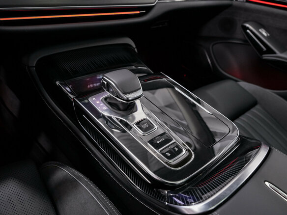 2024 Hongqi H9 I Рестайлинг, чёрный, 6490000 рублей - вид 13
