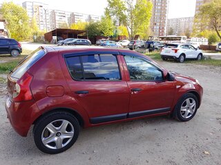 2012 Renault Sandero I, красный, 460000 рублей, вид 3