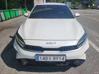 2023 Kia K3 II Рестайлинг, белый, 1400000 рублей, вид 2