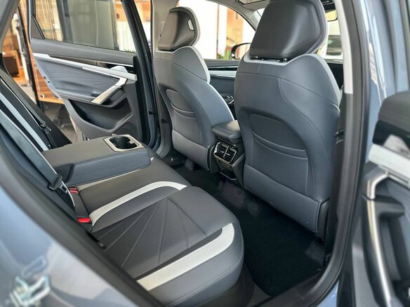 2024 Geely Atlas II, синий, 3817190 рублей - вид 9