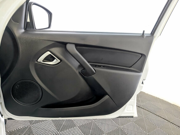 2024 Lada (ВАЗ) Granta I Рестайлинг, белый, 700000 рублей - вид 24