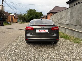 2017 Ford Focus III Рестайлинг, серый, 1200000 рублей, вид 5