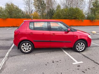 2008 Skoda Fabia II, красный, 590000 рублей, вид 4