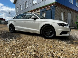 2014 Audi A3 III (8V), белый, 1700000 рублей, вид 3