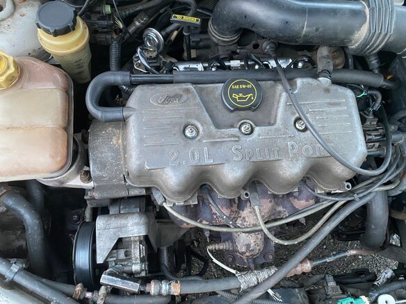 2001 Ford Focus I (North America), серебристый, 170000 рублей - вид 26
