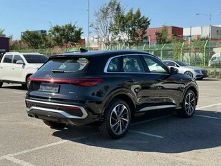 2026 Audi Q5 40 TDI III (GU), чёрный, 9990000 рублей, вид 5