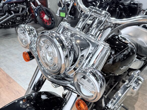2017 Harley-Davidson Softail Deluxe, чёрный, 1199000 рублей - вид 13