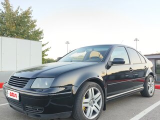 2002 Volkswagen Bora I, чёрный, 900000 рублей, вид 2