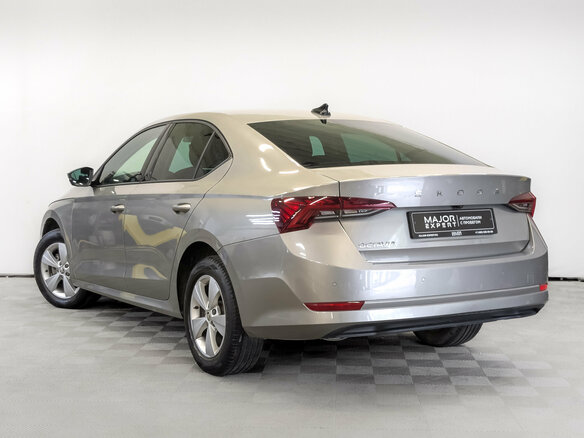 2020 Skoda Octavia IV (A8), коричневый - вид 6
